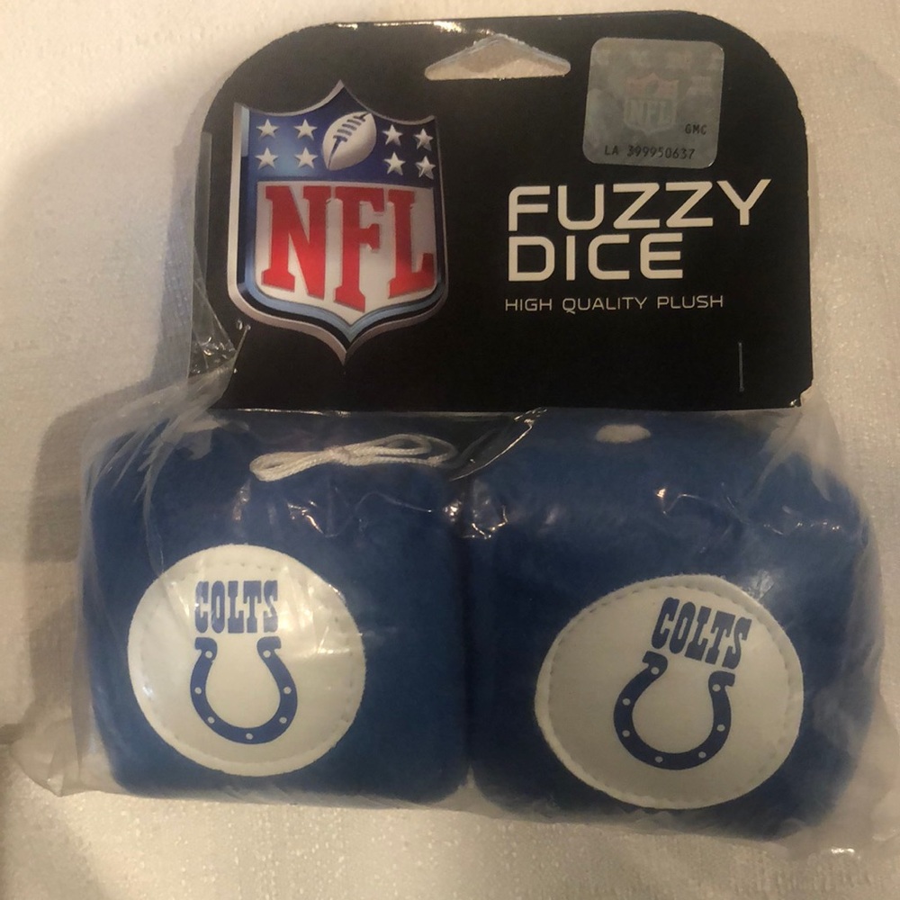 Fuzzy dice